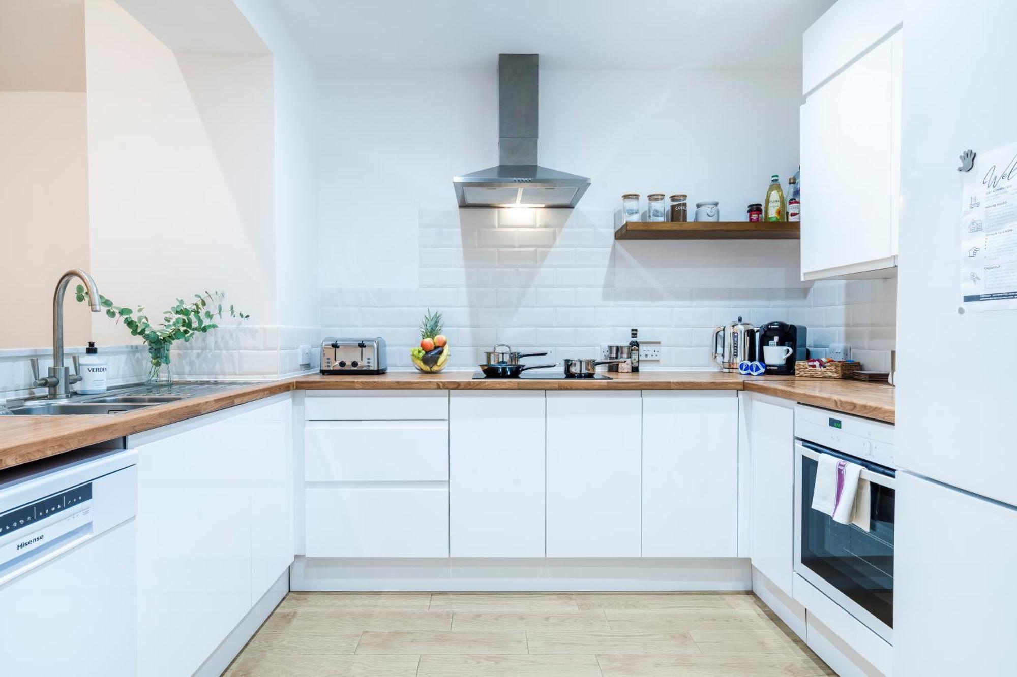 Cozy 3 Bedroom Terrace Cottage In Epsom Exteriér fotografie