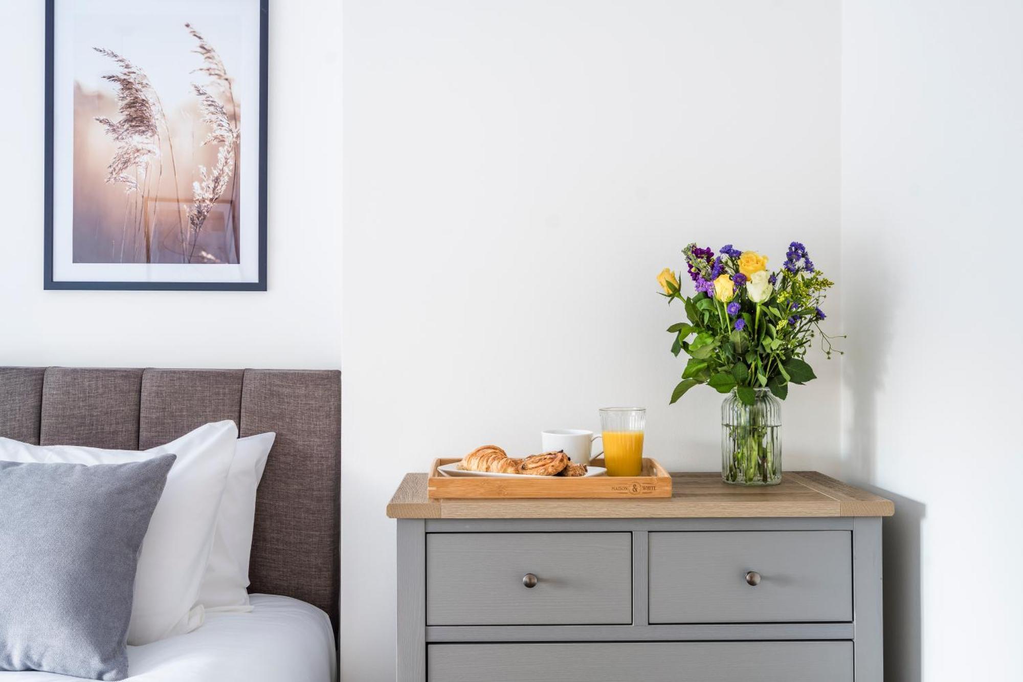 Cozy 3 Bedroom Terrace Cottage In Epsom Exteriér fotografie